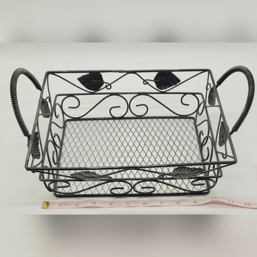 Wire Leaf Metal Basket Decor​​​